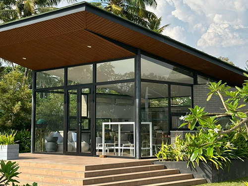 P&Oacute;RTICO  Doors & Windows